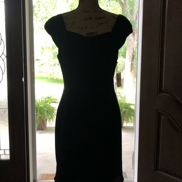 CeCe Meadow Monet Caviar (Navy) Dress - Size 6 NWT - Picture 9 of 9